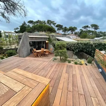 Lägenhet Maison Front De Avec Acces Direct A La