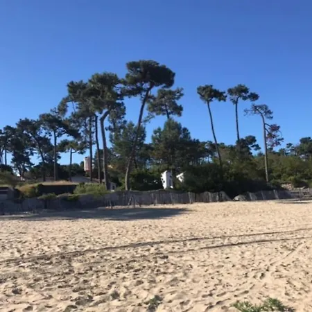 Lägenhet Maison Front De Avec Acces Direct A La